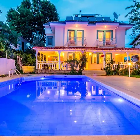 Calypso Cozy Suites (Adults Only) Hotel