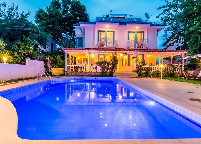 Calypso Cozy Suites (Adults Only) Homestay