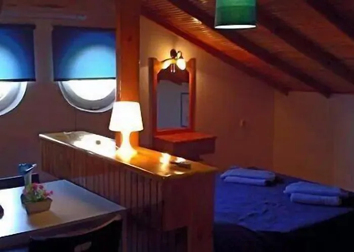 Calypso Cozy Suites (Adults Only) *
