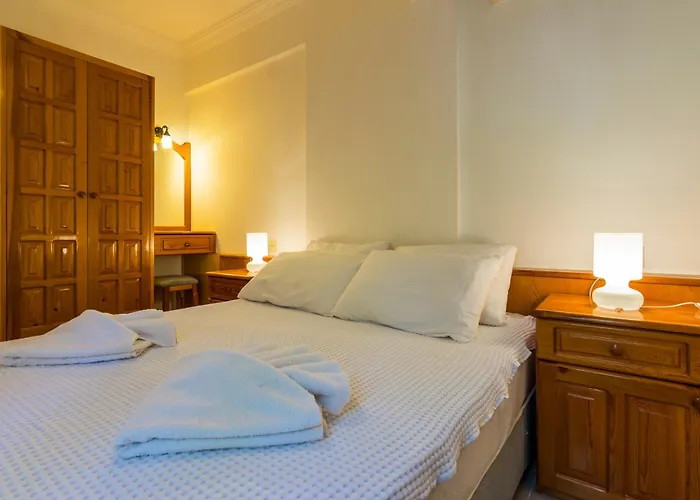 Calypso Cozy Suites (Adults Only) *